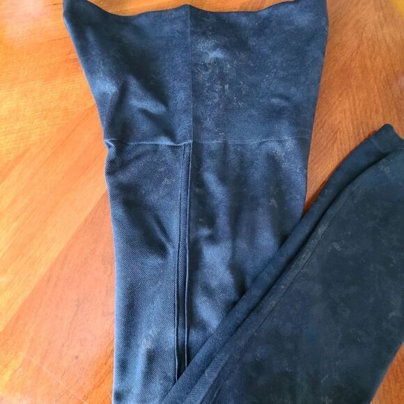 SPANX‎ Women's Size XL Ankle Leggings Blue Abstract Pattern Stretch Side Stitch - Picture 6 of 10